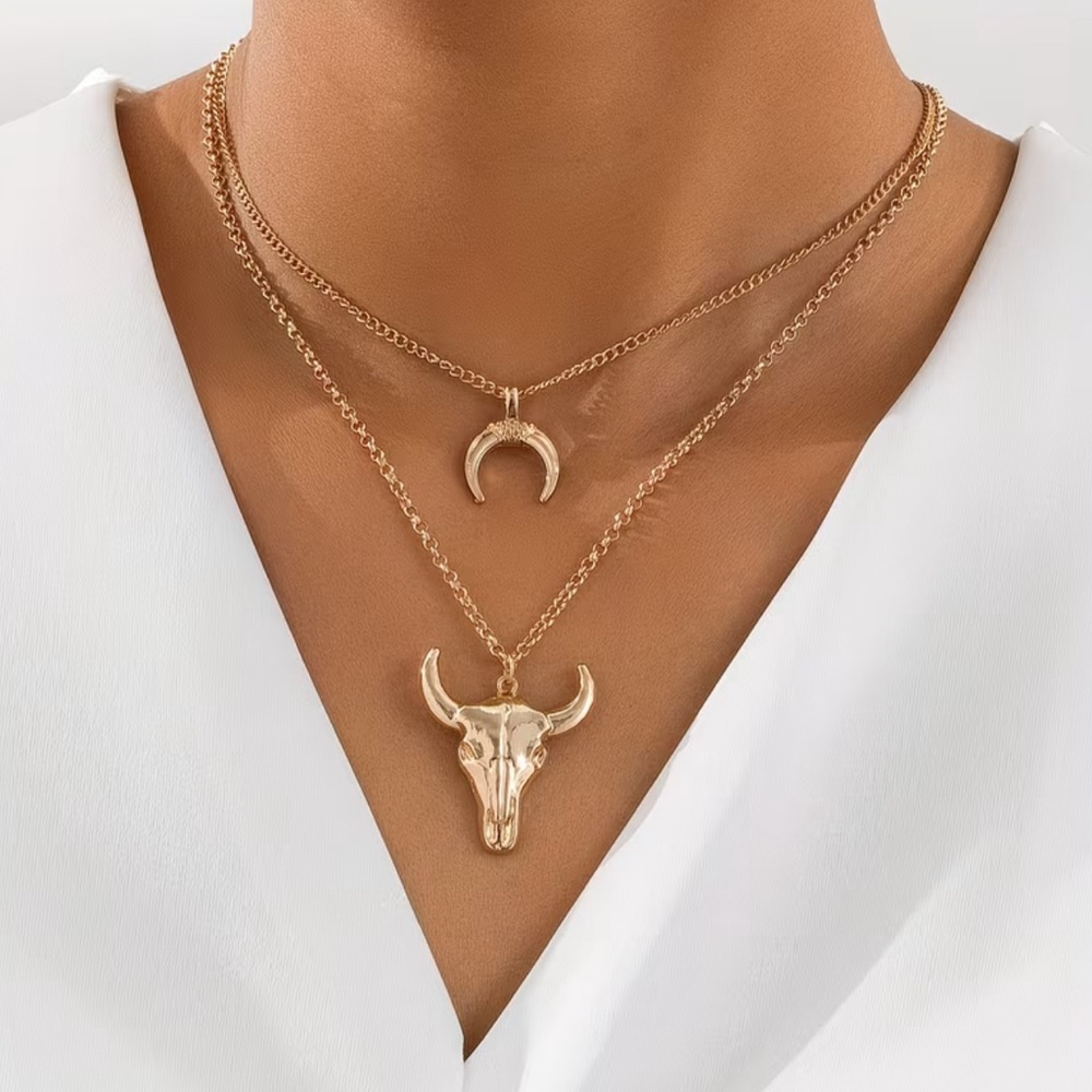 NEW! Ethnic Gold Bull and Crescent Necklace. Vintage Cow Skull Necklace 🐂 A5-183